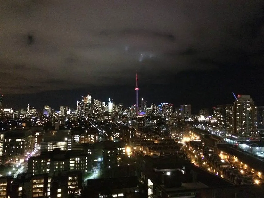 Aoc Suites - Penthouse Condo Canada