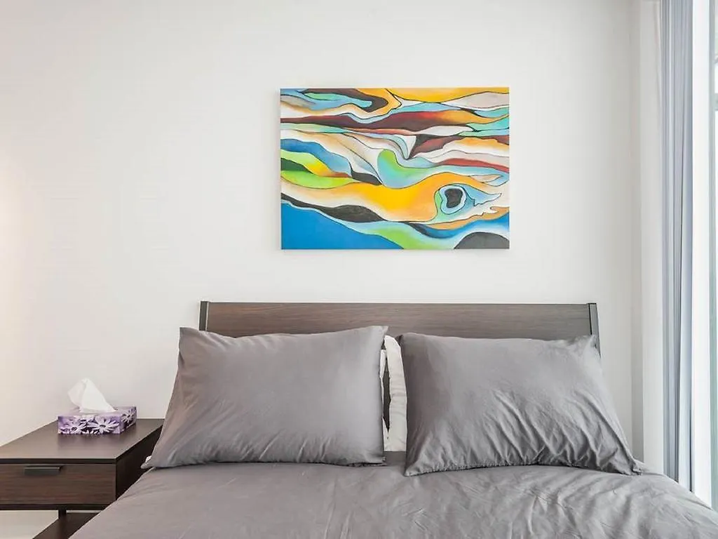 Aoc Suites - Penthouse Condo 0*, Toronto